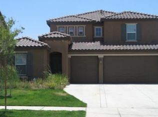 9901 Riata Ln, Bakersfield, CA 93306