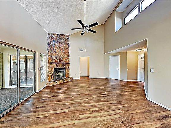 4th image of 12115 Fruitwood Dr