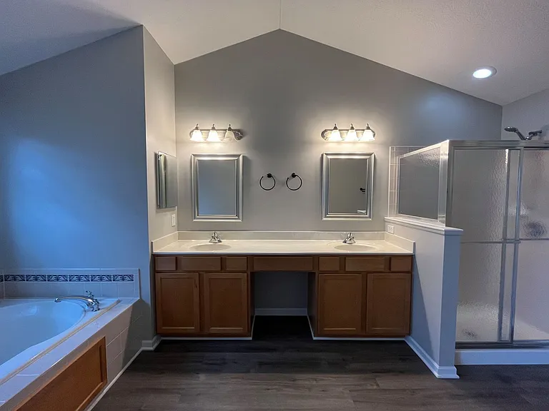 6653 Scioto Pkwy — Photo 12