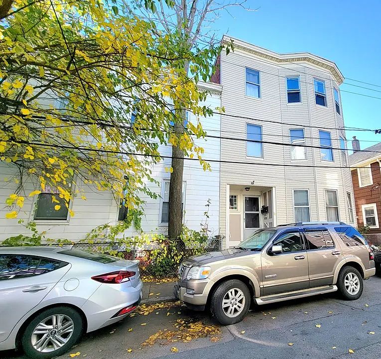 1st image of 38 Jefferson St #3A