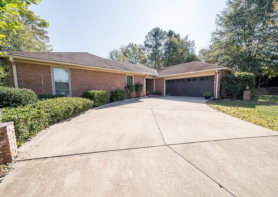 6124 Cape Cod Dr Columbus GA 31904 Zillow