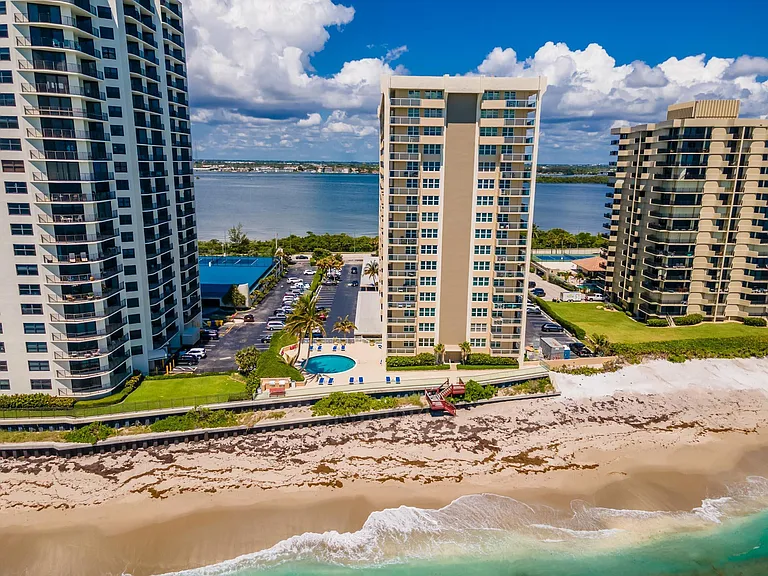5440 N Ocean Dr #804 — Photo 33