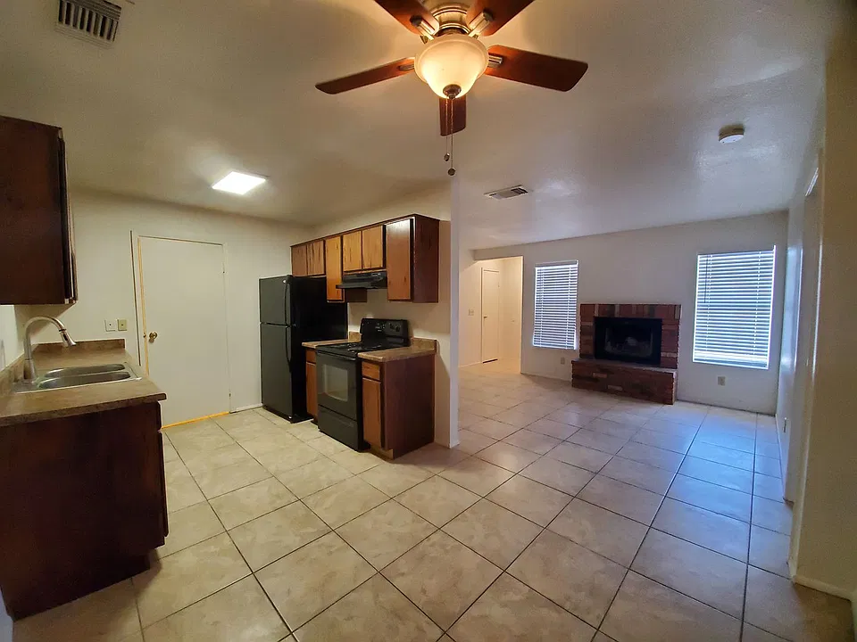 3511 E Baseline Rd #1264