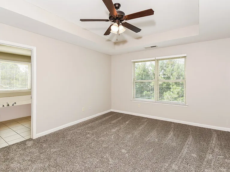 63 Hamilton Blvd NW — Photo 10
