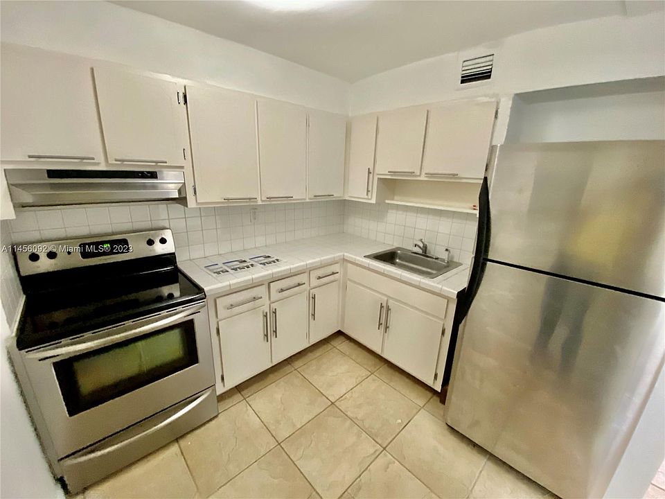 1st image of 7825 NE Bayshore Ct APT 206