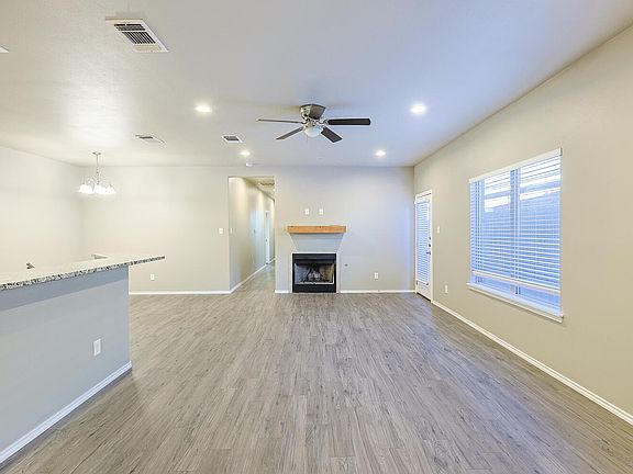 5th image of 1115 Preston Trl