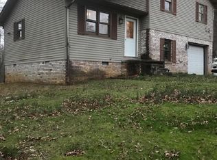 140 Day Rd, Booneville, KY 41314