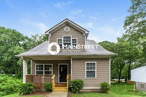 2019 Reynolds Dr SW Photo 1