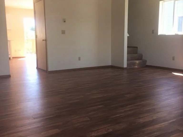 1731 W Kagy Blvd — Photo 5