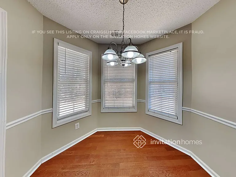 1127 Chateau Ter — Photo 8