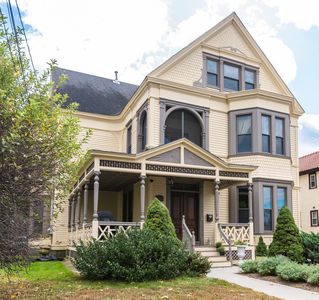 1 Punchard Ave #2, Andover, MA, 01810