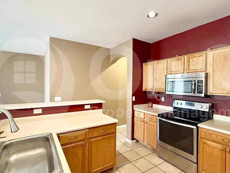 16609 S 16th Dr — Photo 35