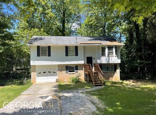 366 Old Towne Cir, Lawrenceville, GA