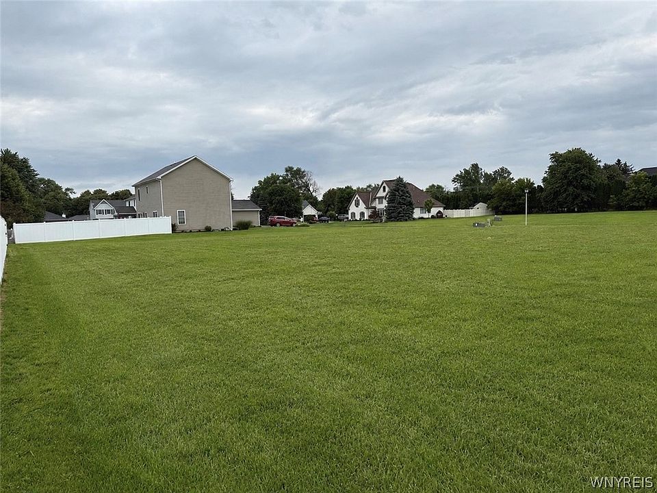 2nd image of 27 Desales Cir #87