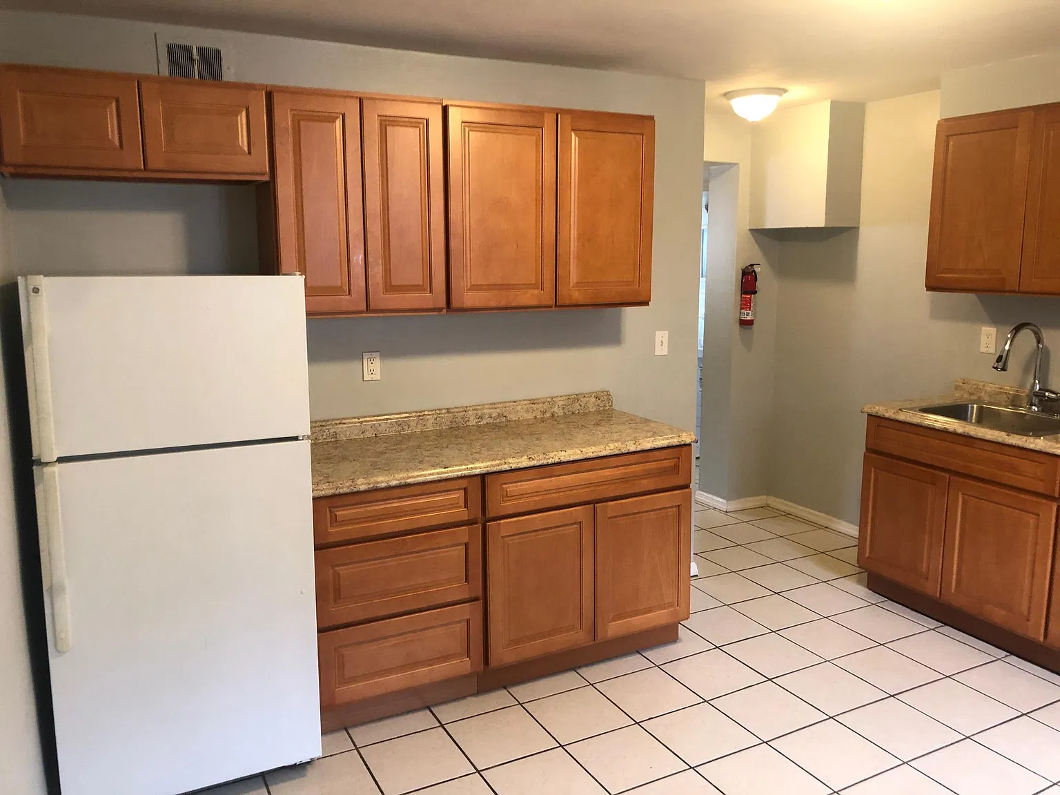 2 bed, 1100 sqft, $1,495 — Photo 2