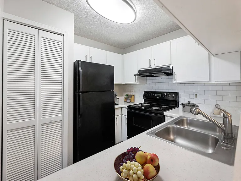 Reserve at Orange Park — Photo 14
