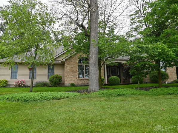 1310 Holly Hill Dr, Greenville, OH 45331