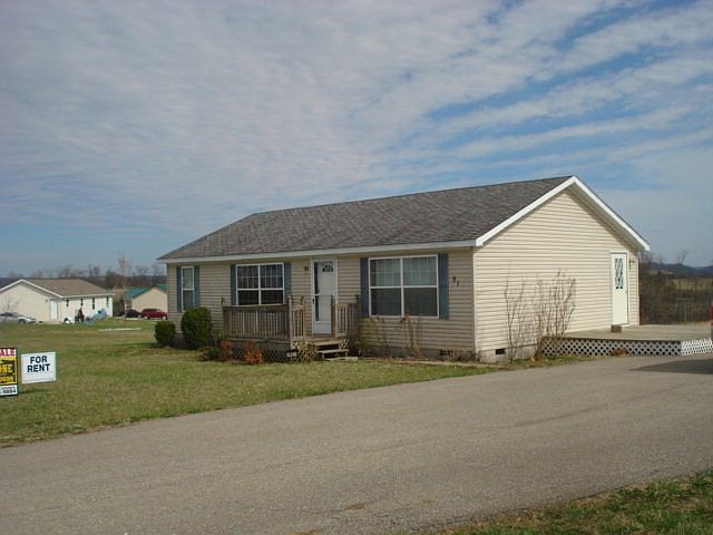 1st image of 91 Rolling Hills Est
