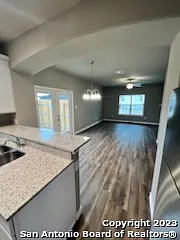 2031 Silver Oaks — Photo 15