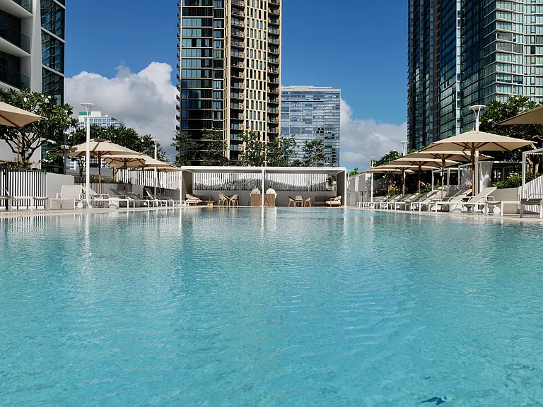 1000 Auahi St #Penthouse 4103 — Photo 18