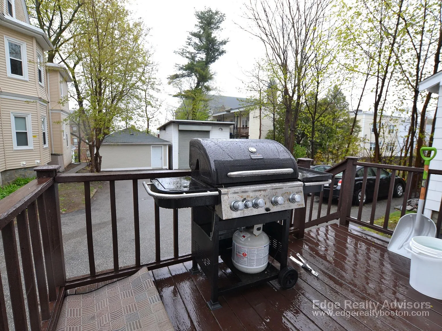 5 bed, 2500 sqft, $5,875 — Photo 4