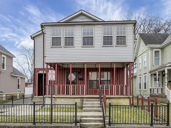 3rd image of 1581 Franklin Ave