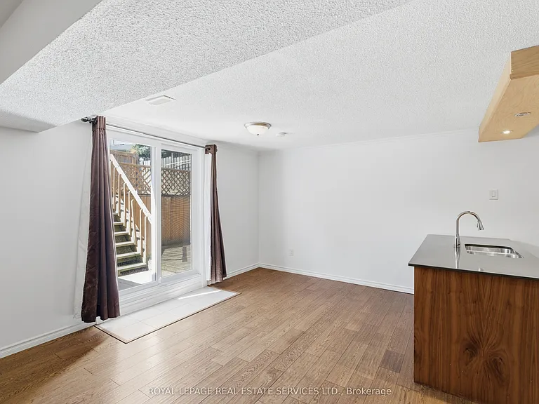 341 Rexford Dr — Photo 33