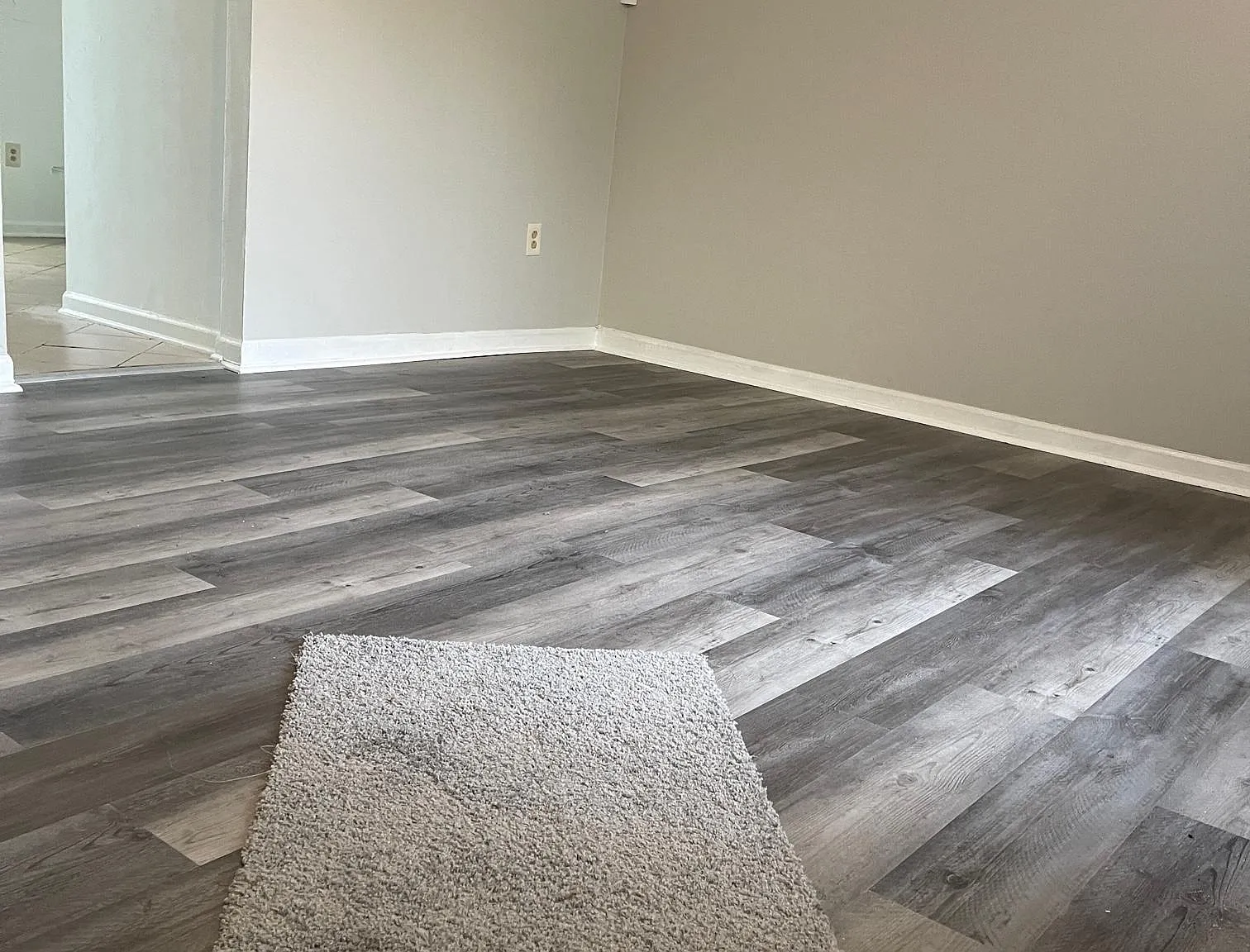 3 bed, 1000 sqft, $1,800 — Photo 4