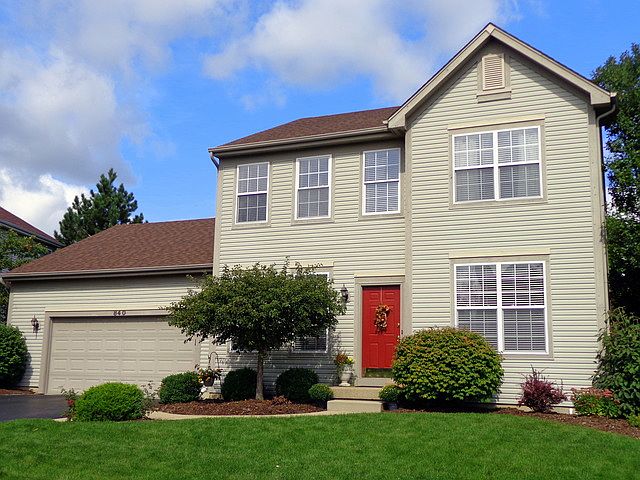 1st image of 840 Huntington Cir