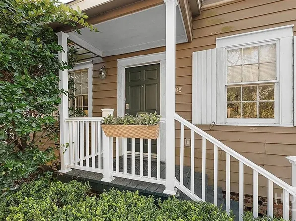108 W Duffy Lane, Savannah, GA 31401