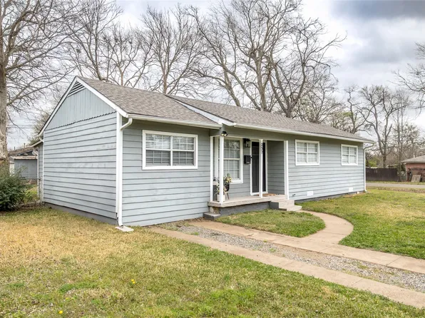 257 Graham Ave, Bonham, TX 75418