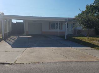 3527 Oakhurst Dr, Holiday, FL 34691