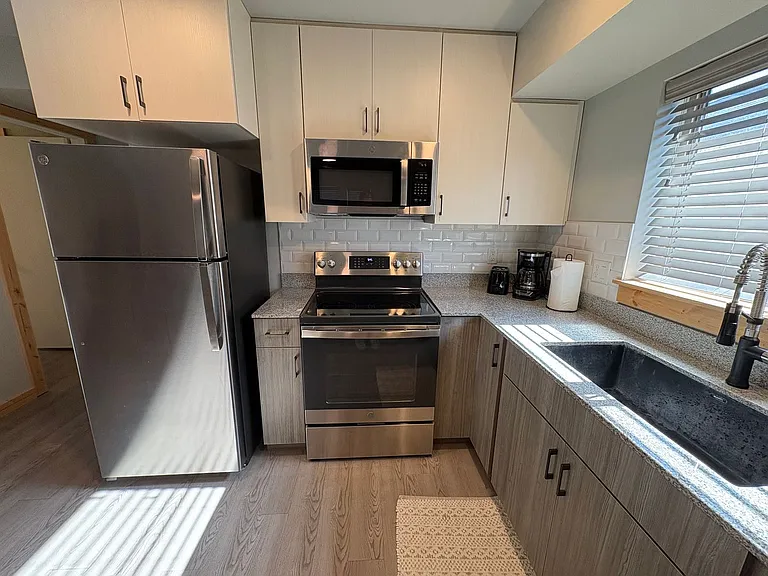280 E Lorene St #19202 — Photo 6