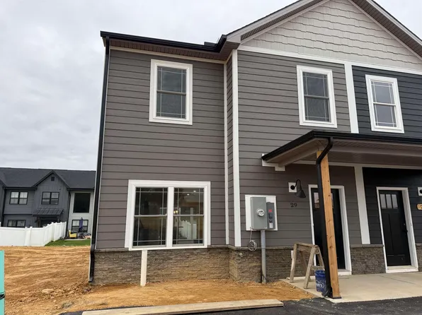 29 Barnyard Cir, Bridgewater, VA 22812