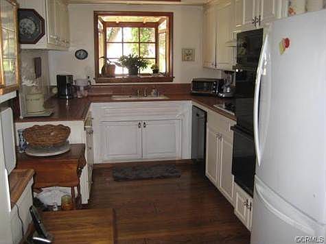 2nd image of 4906 Calle De Arboles