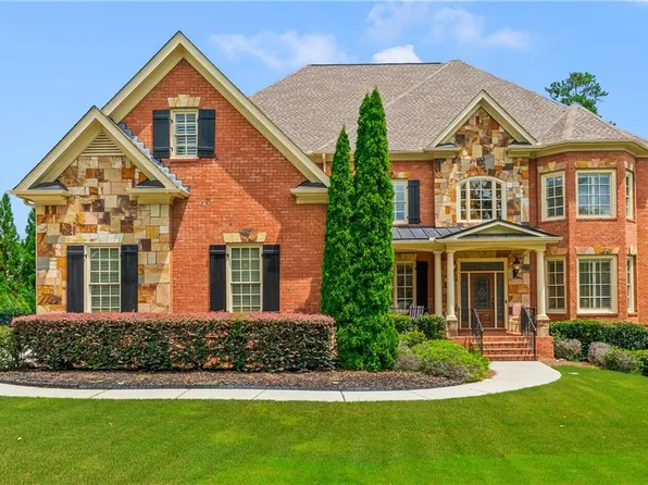 2832 Springbluff Ln, Buford, GA 30519