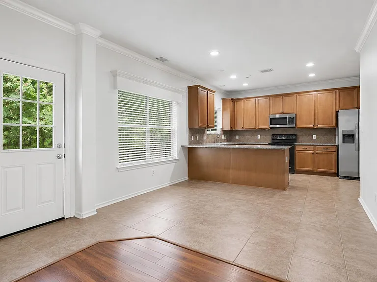 174 E Spindle Tree Cir — Photo 19