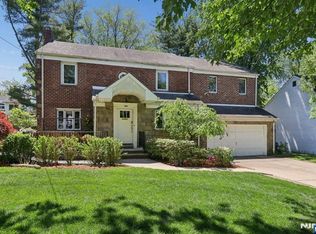 604 Rutland Ave, Teaneck, NJ 07666