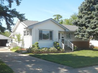 8011 W Brentwood Ave, Milwaukee, WI 53223