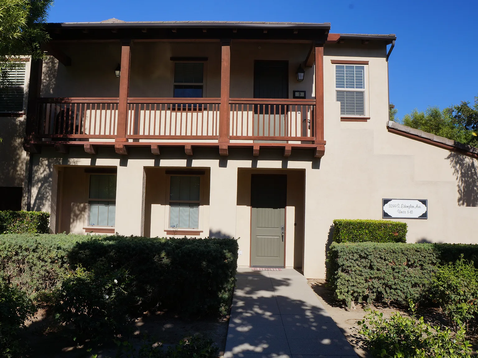 2 bed, 1477 sqft, $2,900 — Photo 1