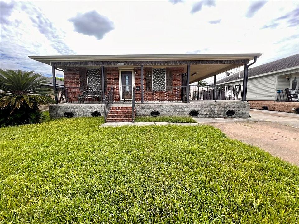 1st image of 1633 Dogwood Dr