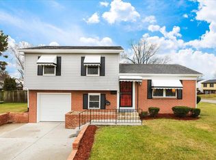 1545 Venice Dr, Columbus, OH 43207