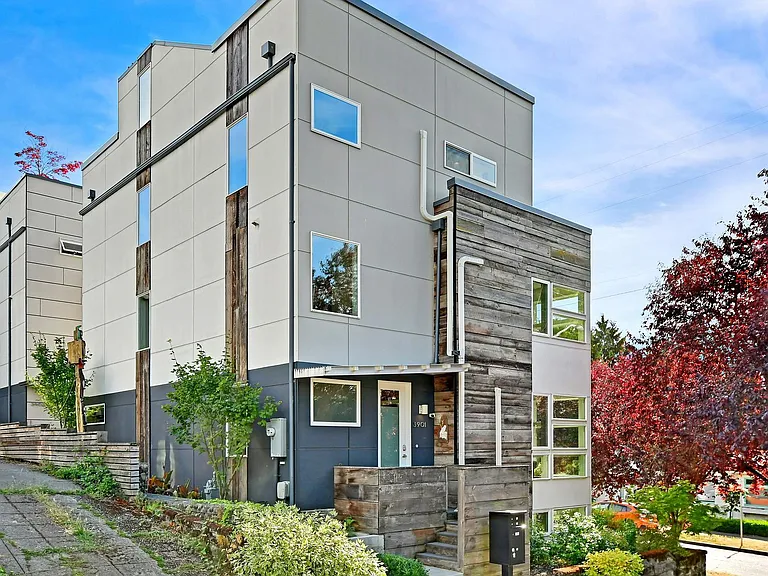 3901 S Edmunds St — Photo 1