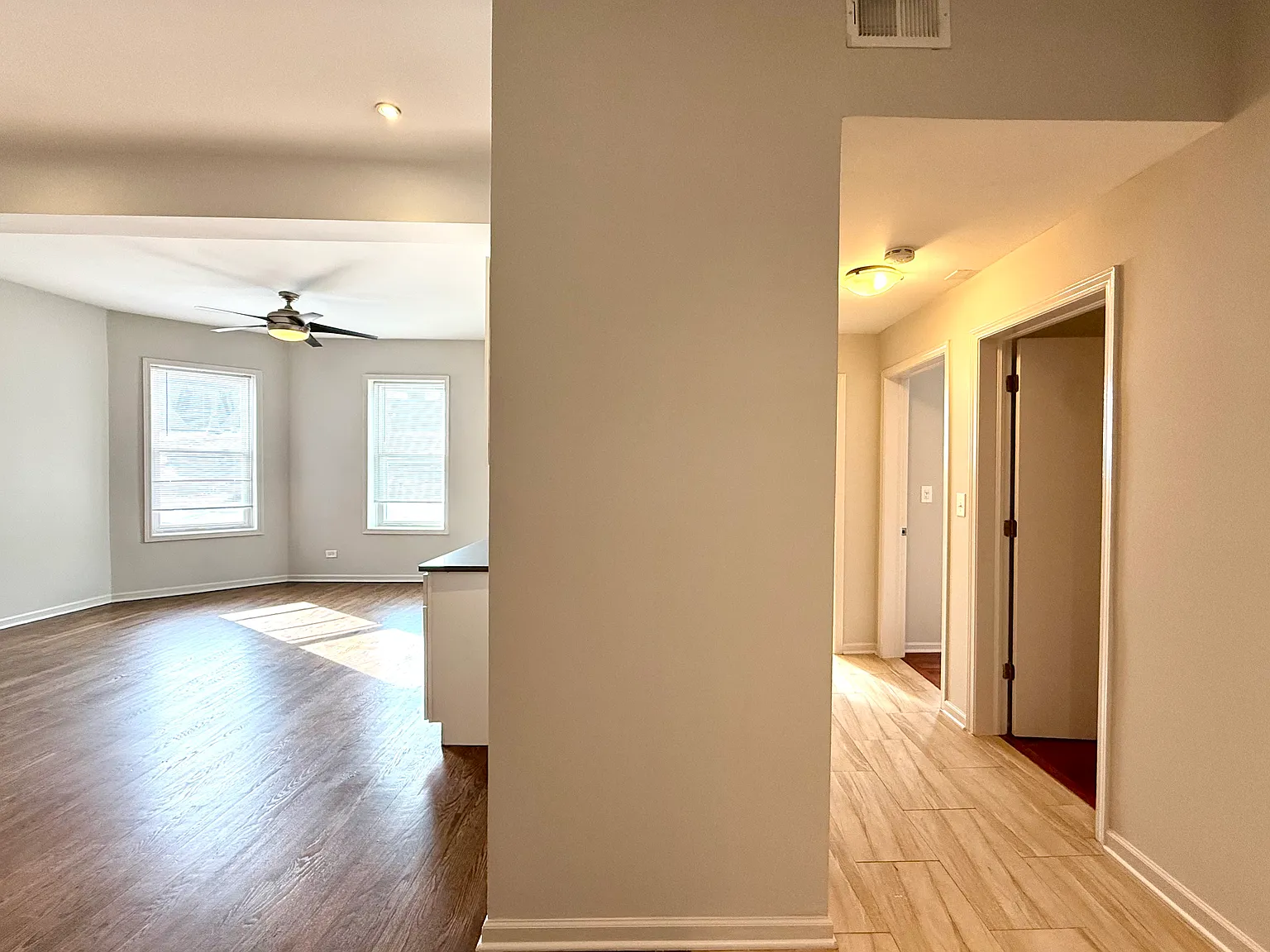 617 W Drummond Pl — Photo 3