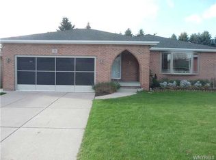 38 Gregory Dr, Buffalo, NY 14224