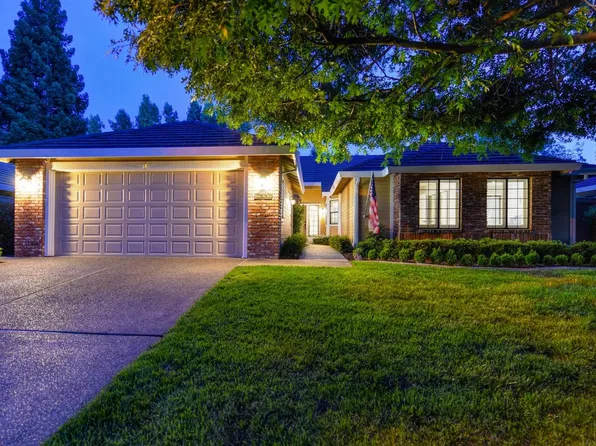 11853 Prospect Hill Dr, Gold River, CA 95670