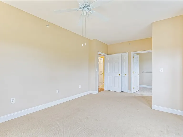 North Pointe Apartments — Photo 15