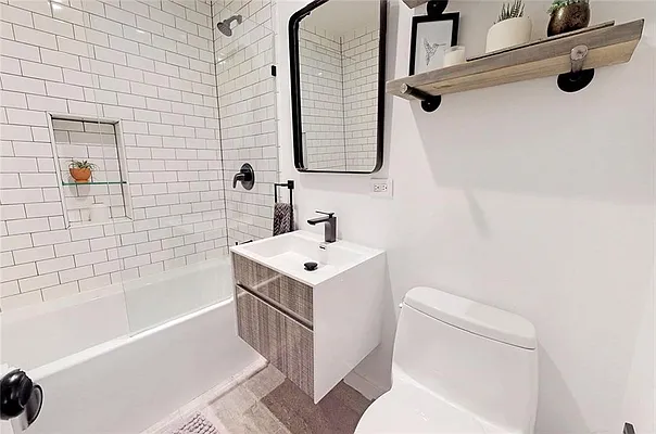 Sold by Ben Bay Realty Company of Ave U | media 9