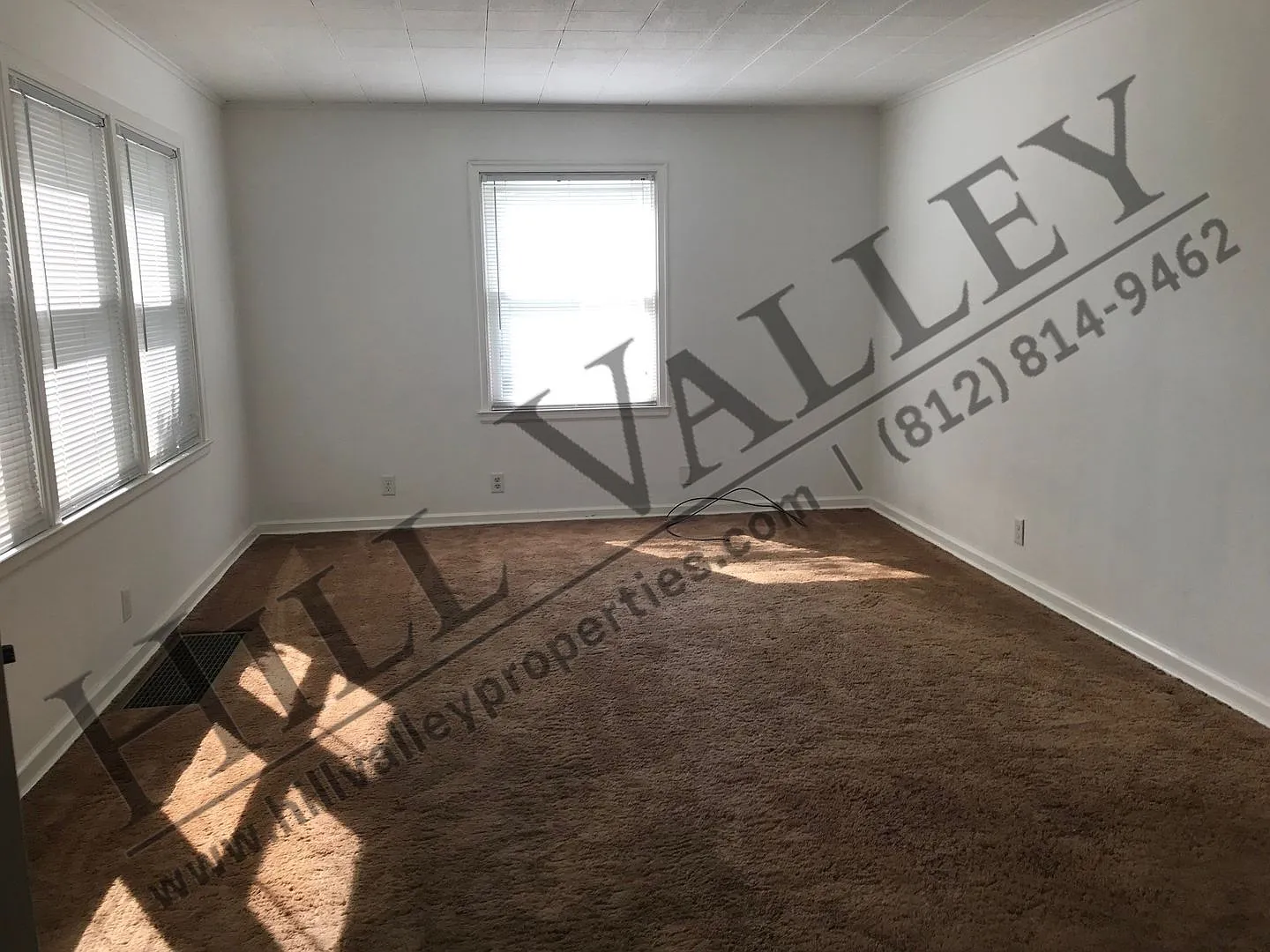 Three bedroom, 1 1/2 bath - East — Photo 2