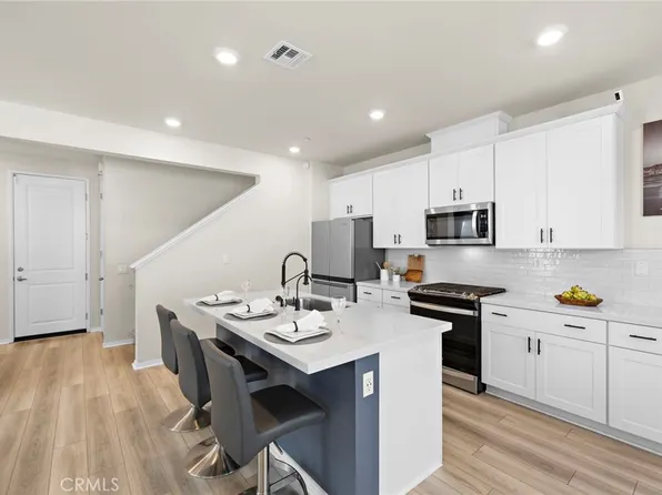 1151 Whirlwind Dr, Ladera Ranch, CA 92694